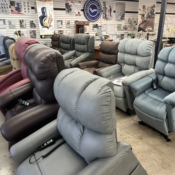 50% OFF Gently Used Lift Chairs